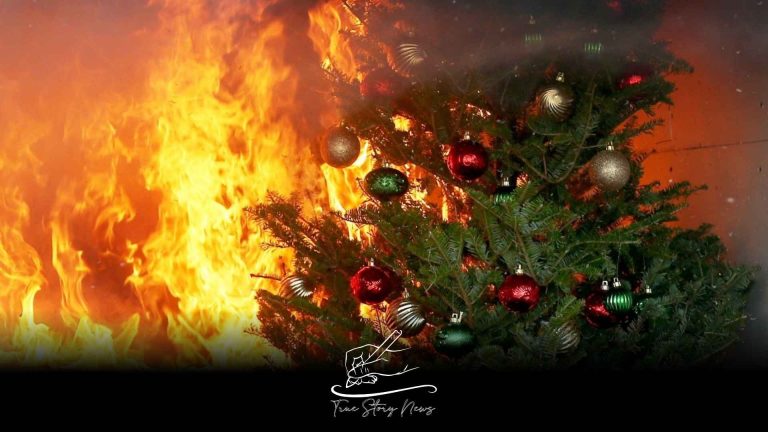 Christmas tree burning sparks protests in Syria