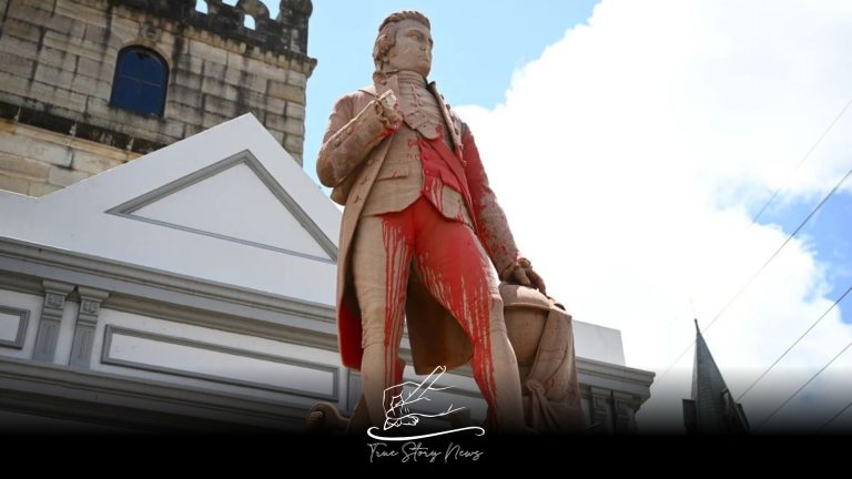 Vandalism of the Captain Cook monument before Australia Day