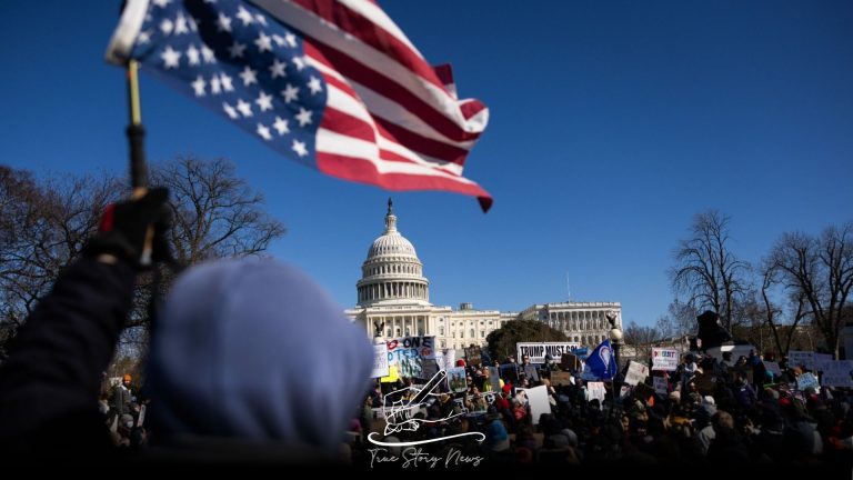 Trump under fire: mass protests sweep the US with thousands in the streets