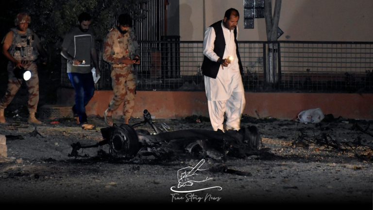 Pakistani military suicide kills 16: Security, government