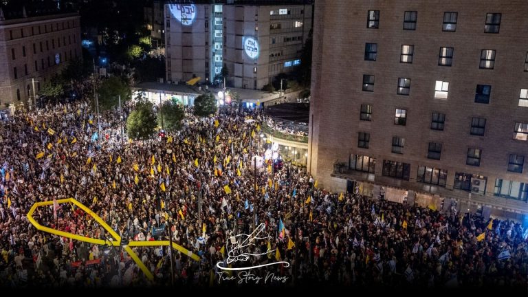 Thousands gather in Jerusalem to pressure Netanyahu to release hostages